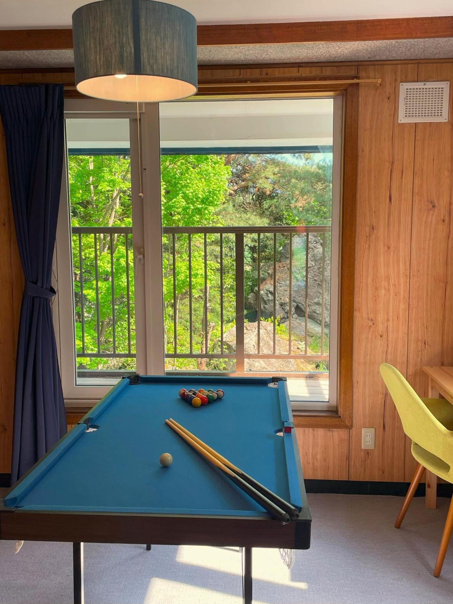 Holiday home 大人数の家族旅行に！bbq/シアタールーム/カラオケ/日本庭園 Furano